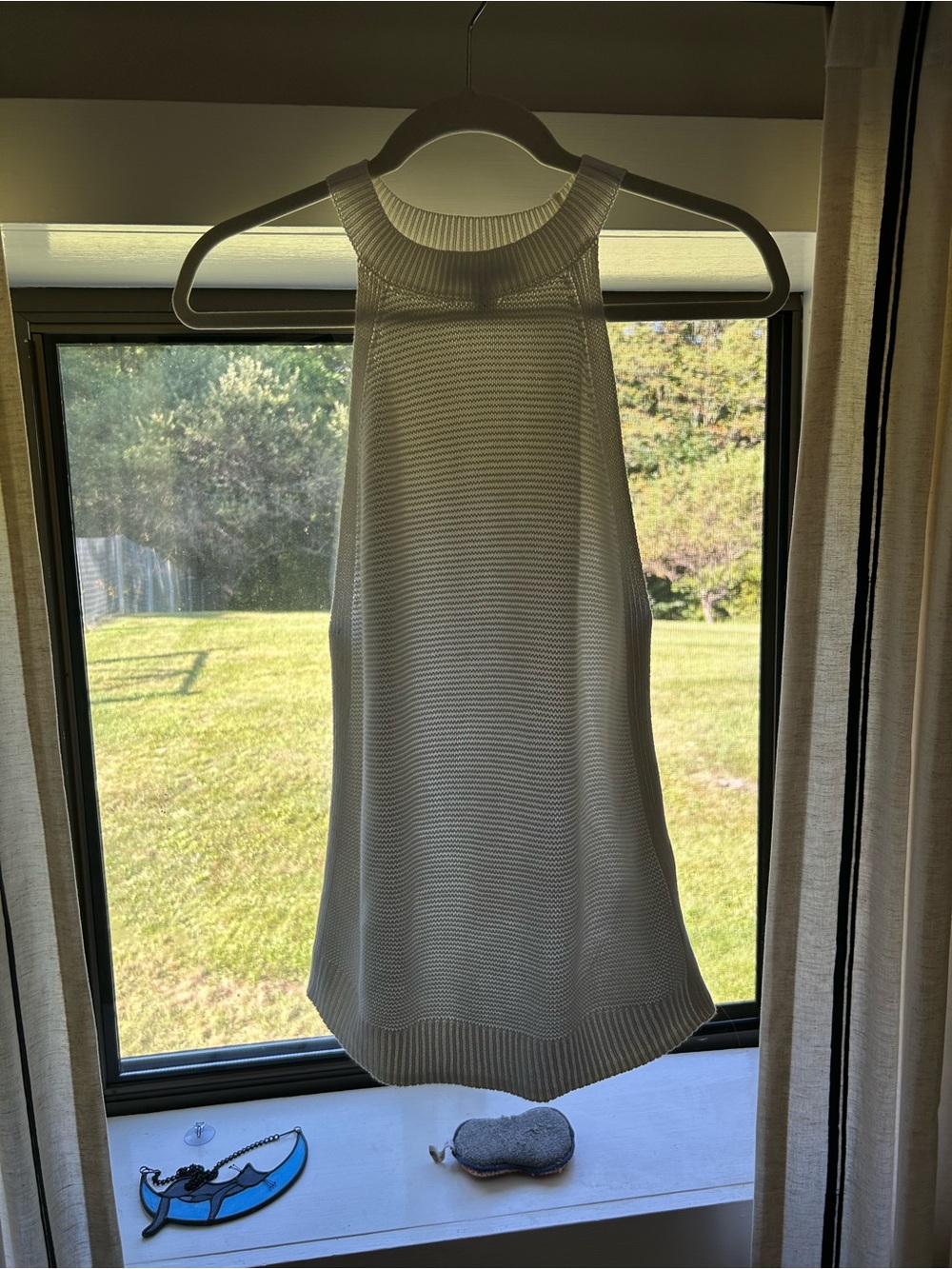 Banana Republic Cream Sleeveless High-Neck Knit Tank